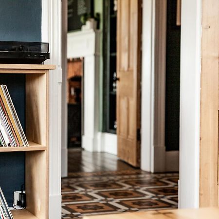 ジ オールド ビカレージ B&B Moylgrove エクステリア 写真