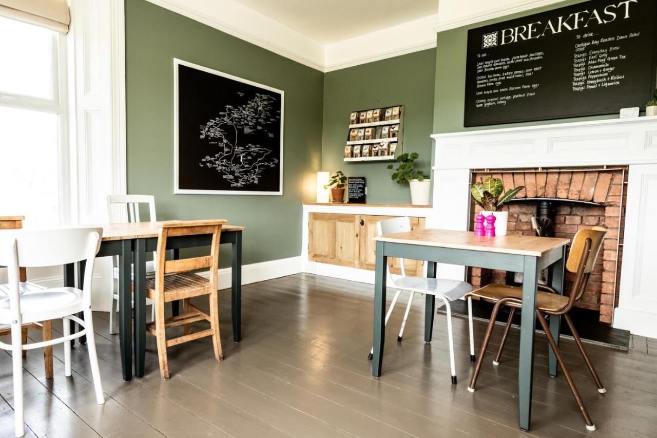 ジ オールド ビカレージ B&B Moylgrove エクステリア 写真
