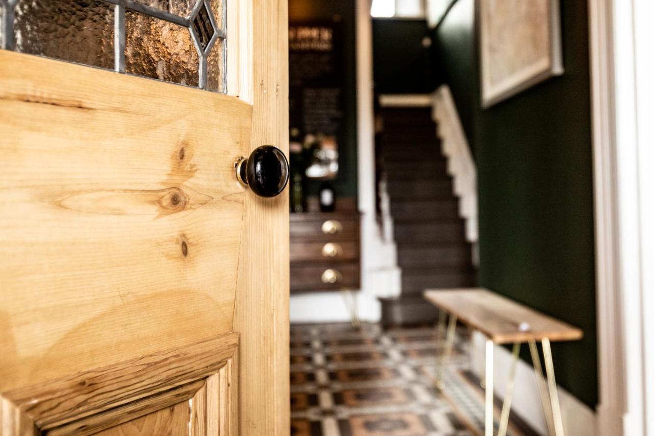 ジ オールド ビカレージ B&B Moylgrove エクステリア 写真