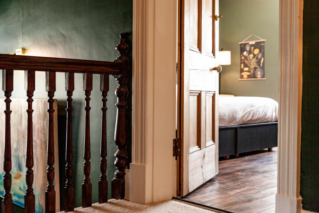 ジ オールド ビカレージ B&B Moylgrove エクステリア 写真