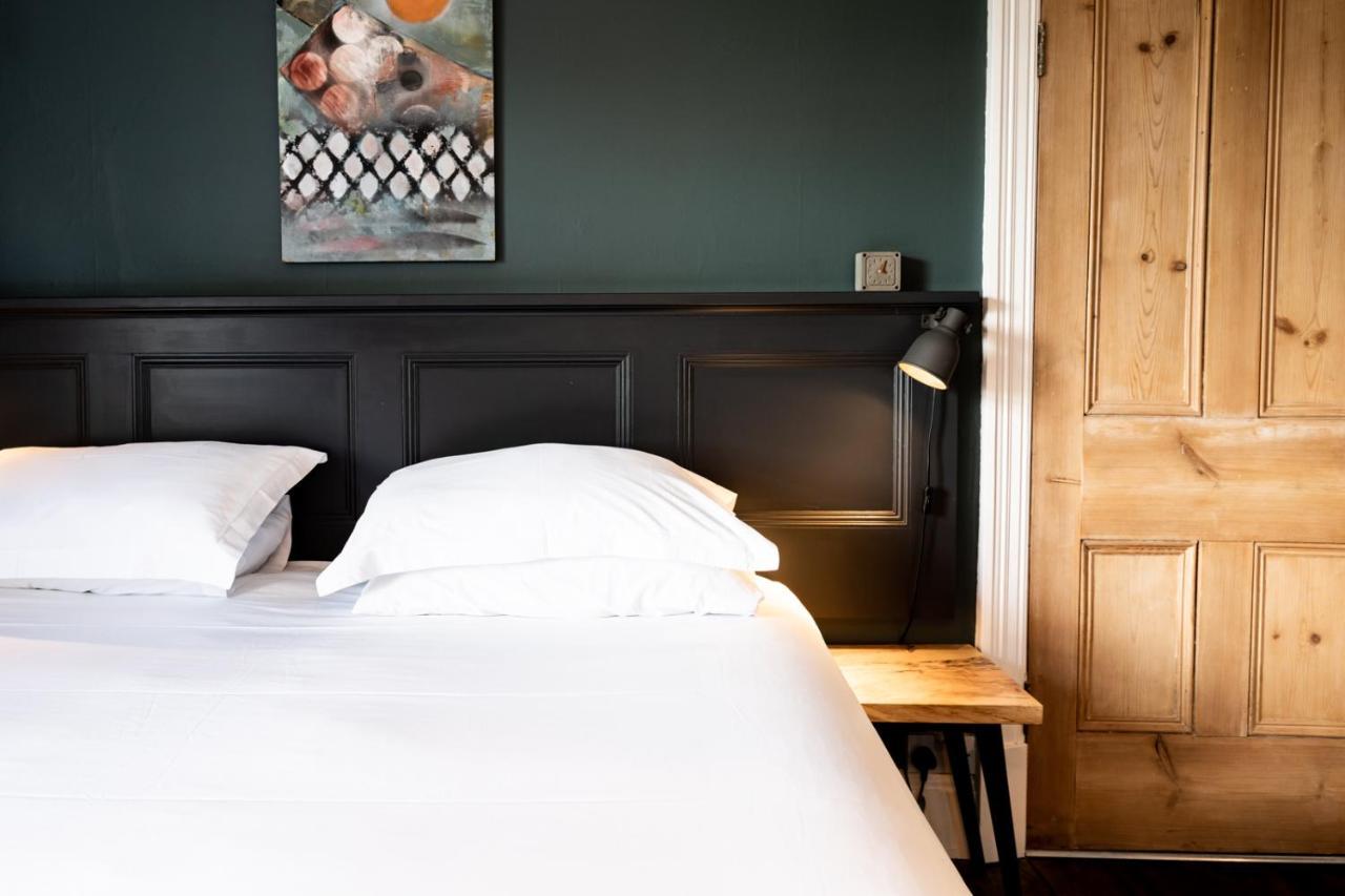 ジ オールド ビカレージ B&B Moylgrove エクステリア 写真
